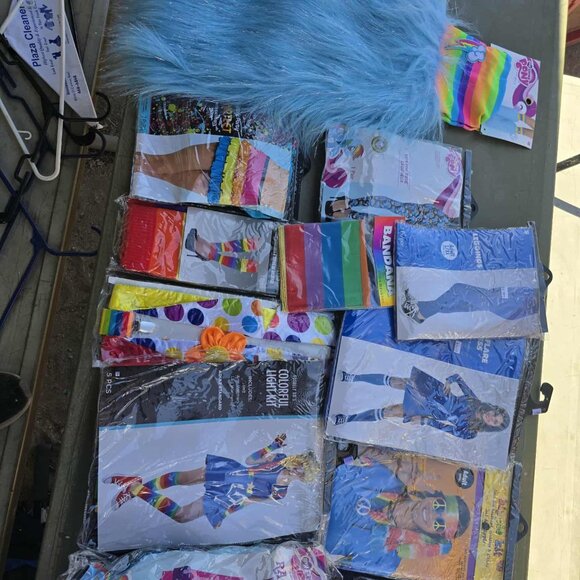 Halloween costumes - Picture 13 of 16